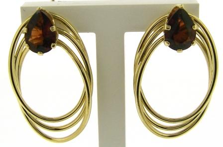 Vintage 9ct Yellow Gold Pear Shape Garnet Drop Earrings