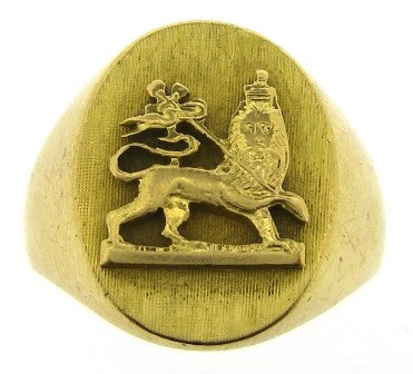 Vintage 18ct Yellow Gold Lion Crest Ring