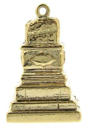 Vintage 9ct Yellow Gold Limerick Treaty Stone Charm