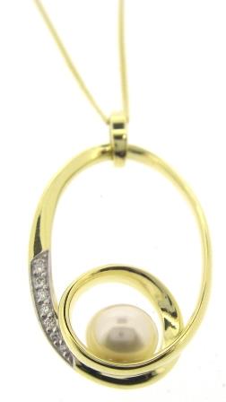 9ct Yellow Gold Fancy Diamond and Pearl Pendant