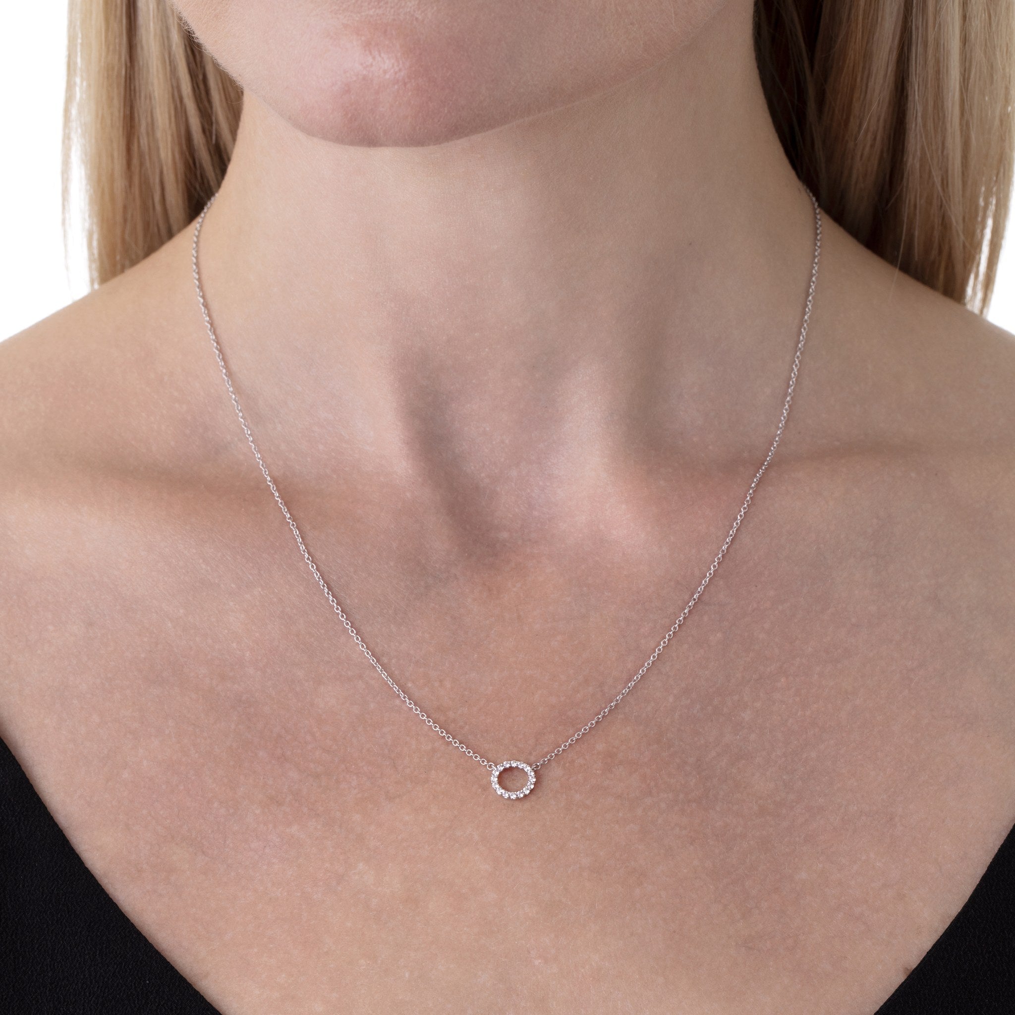 Hearts On Fire 18ct White Gold 0.12ct Signature Circle Pendant - Small