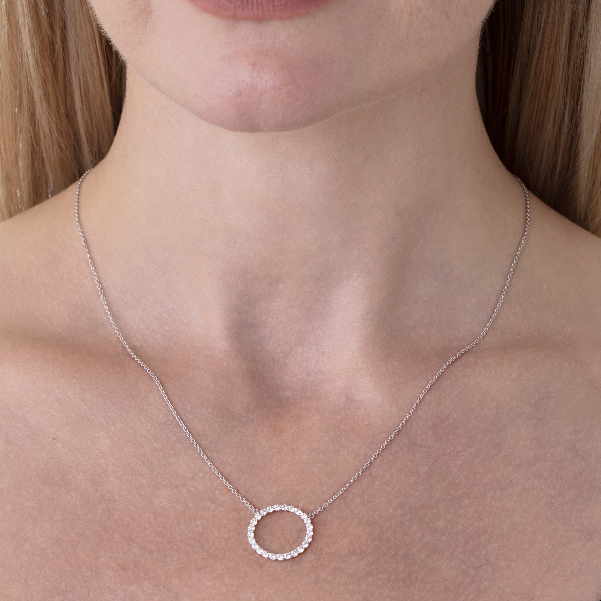 Hearts On Fire 18ct White Gold 0.63ct Signature Circle Pendant - Large