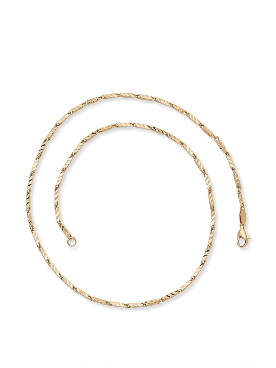 Radiant 9ct Yellow Gold Fancy Link Necklace
