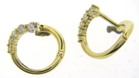 9ct Yellow Gold Clover Diamond Stud Earrings