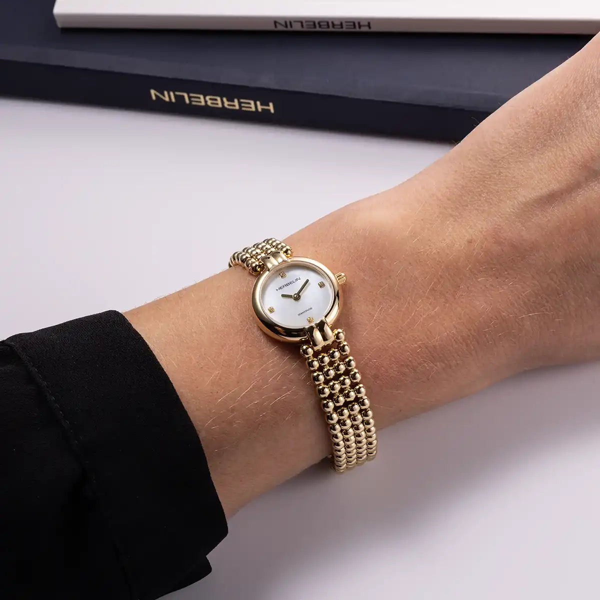 Herbelin Ladies Perles Mother of Pearl 22mm watch