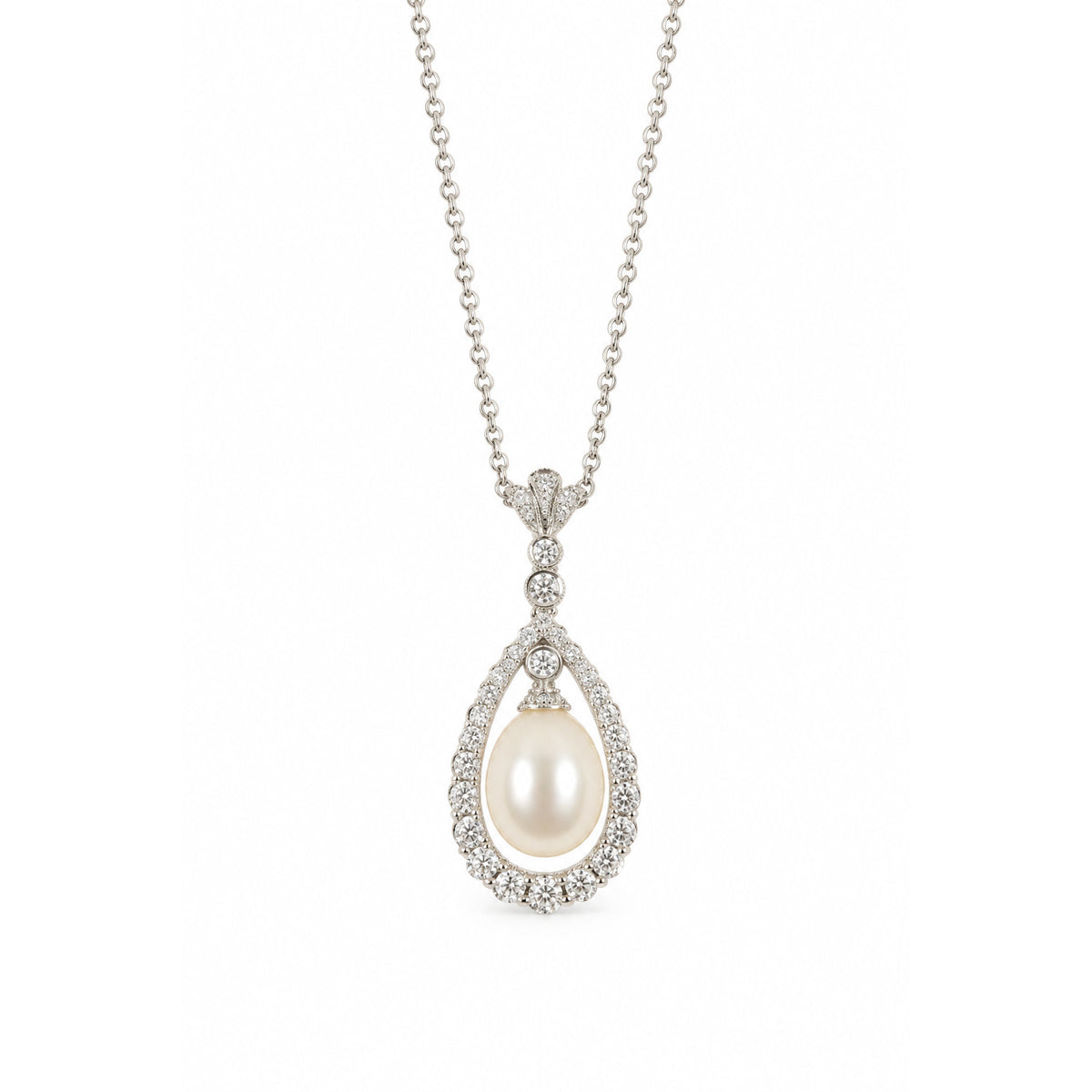 18ct White Gold Freshwater Pearl & Diamond Pendant