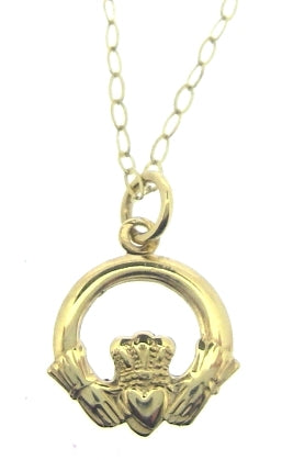9Y Claddagh Pendant 18"