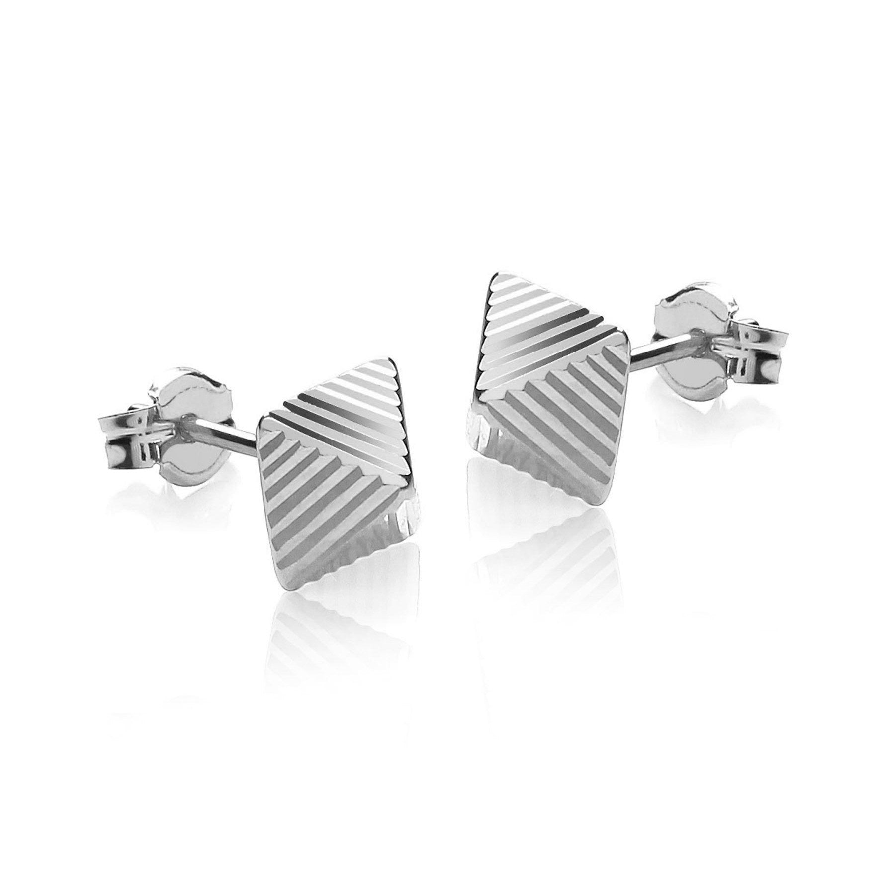 9ct White Gold Ribbed Pyramid Stud Earrings