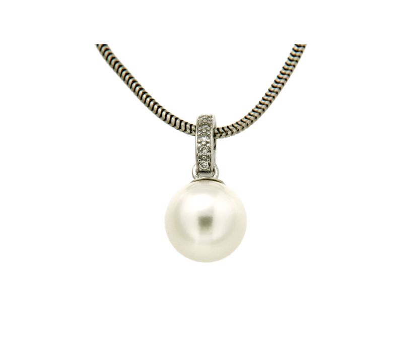18ct White Gold Pearl and Diamond Pendant