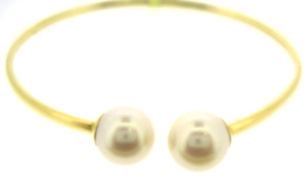 18ct Yellow Gold Cultured Freshwater Pearl Bangle Charm