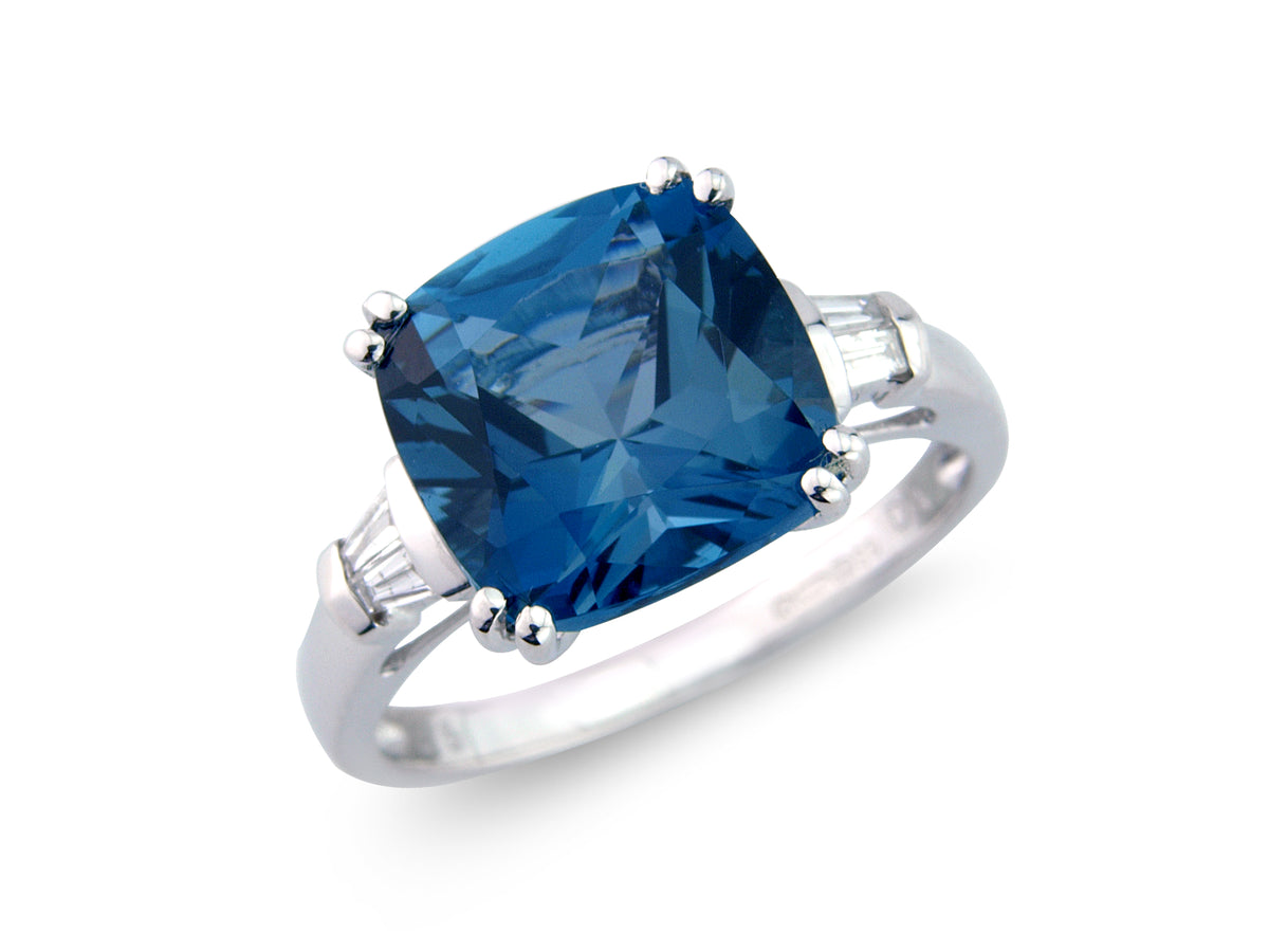 9W Dia/Blue Tpz Ring D0.08ct