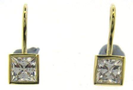 Elegant 9ct Yellow Gold Oval Fancy Knot Stud Earrings