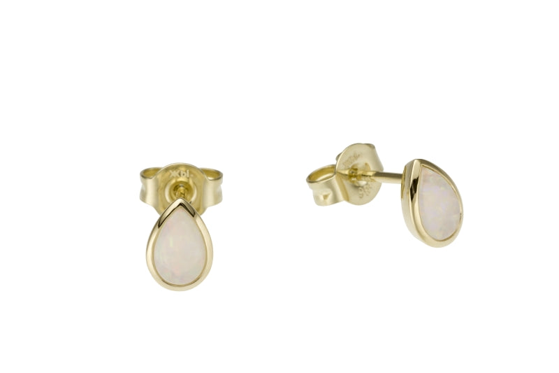 9ct Yellow Gold Cubic Zirconia Heart Stud Earrings