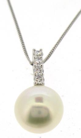 9ct White Gold Freshwater Bouton Pearl and Cubic Zirconia Pendant