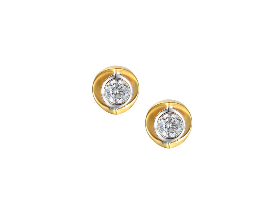 9ct Yellow Gold Trilliant Cut CZ Stud Earrings