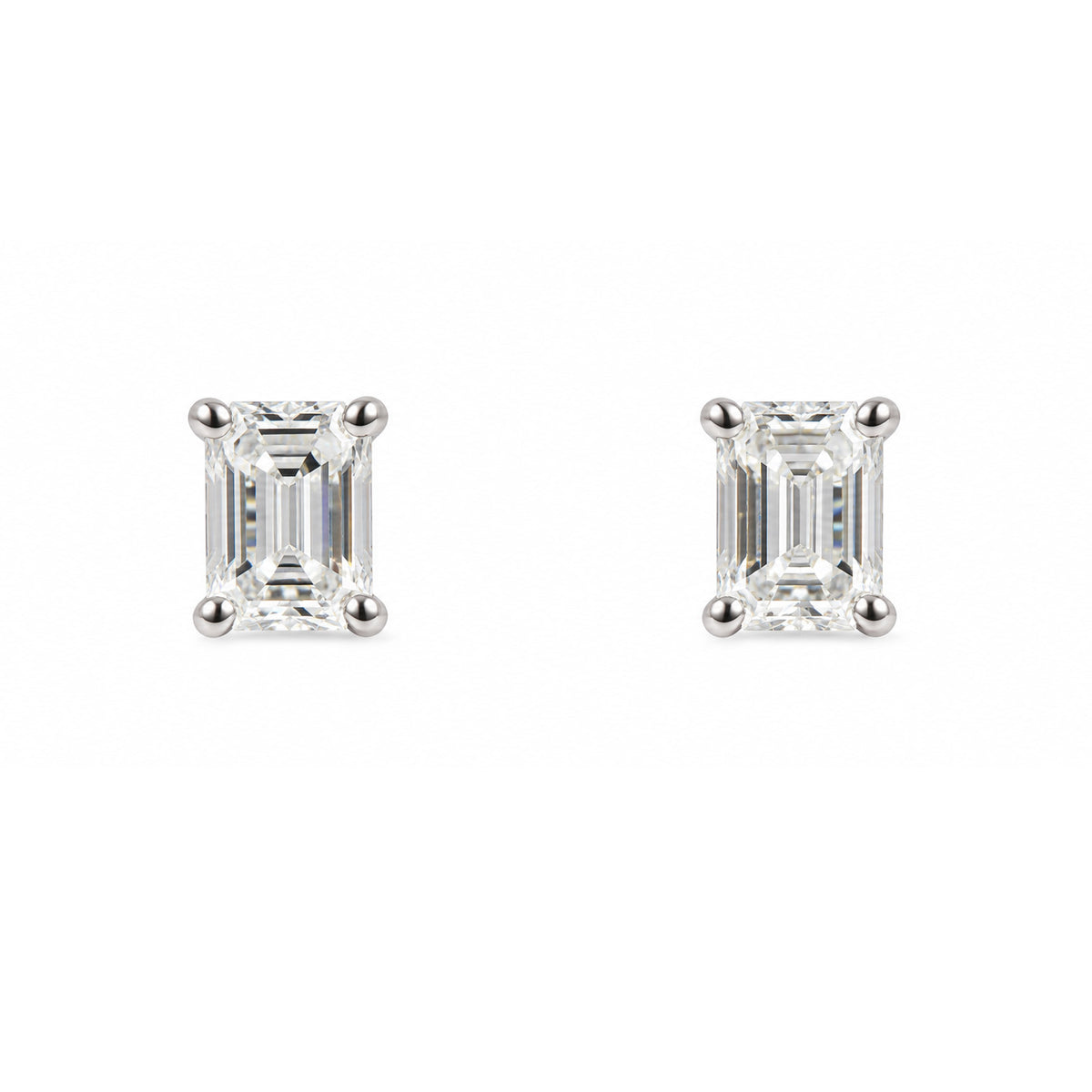 18ct White Gold Emerald Cut 4 Claw Diamond Stud Earrings