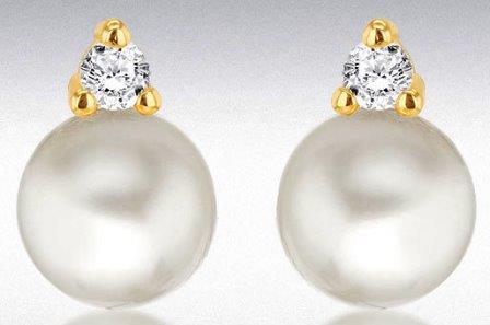 9ct Yellow Gold Cubic Zirconia and Freshwater Pearl Stud Earrings