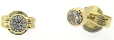 Elegant 9ct Yellow Gold Cubic Zirconia Clover Stud Earrings