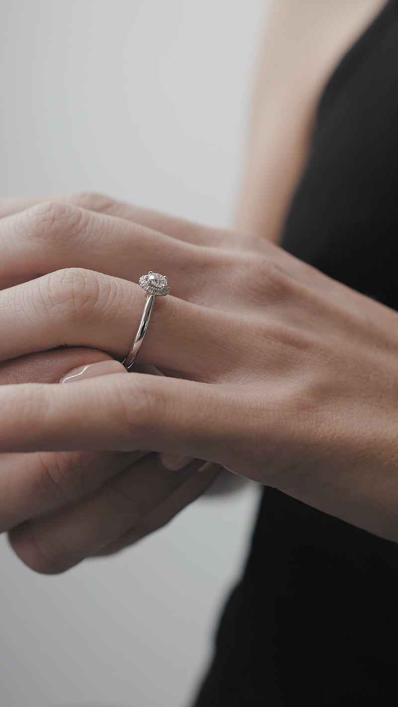 Ada Ring 0.70ct 18K White Gold