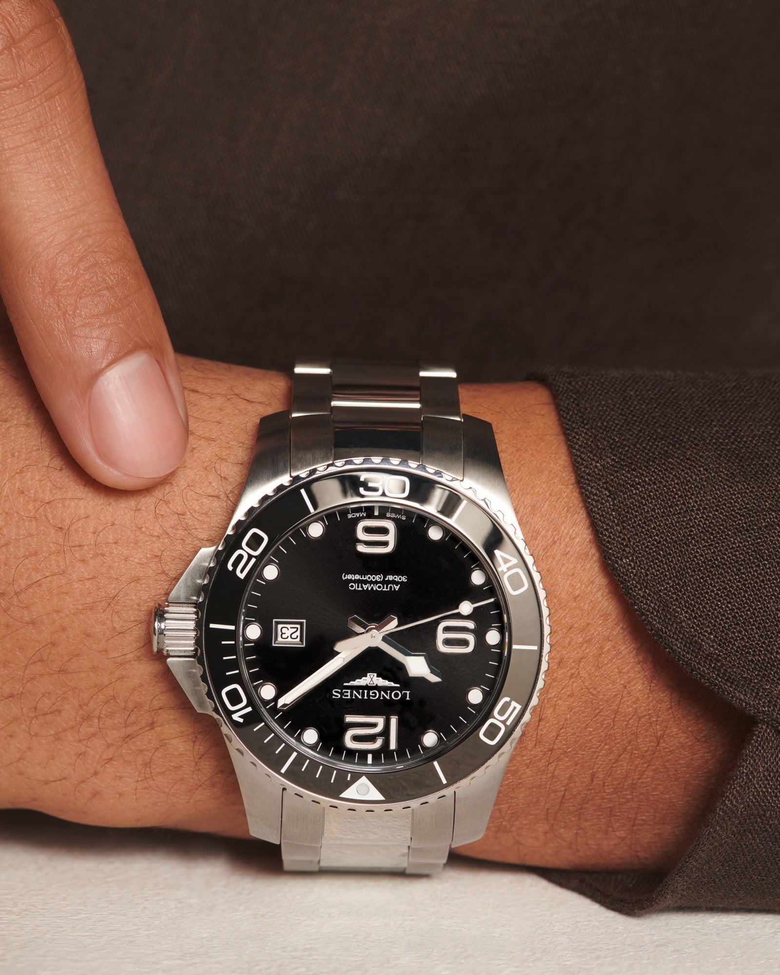 Longines HydroConquest 43mm Sunray Black Ceramic Watch