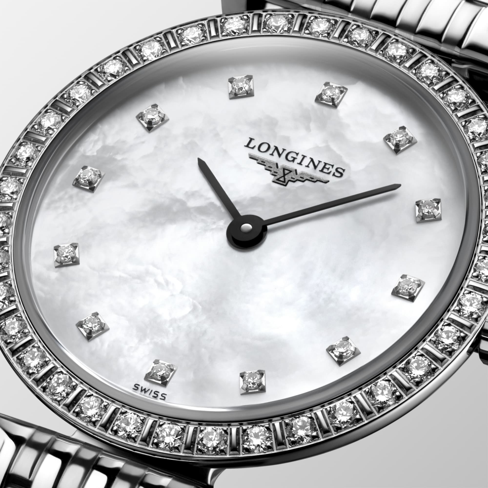 Longines Ladies La Grande Classique Quartz Watch 24mm Diamond Set Bezel Mother of Pearl Dial